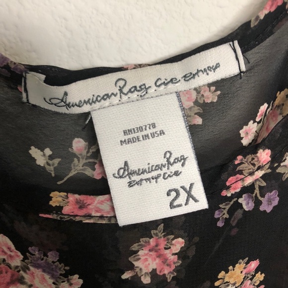 American Rag Blouse - Picture 2 of 5